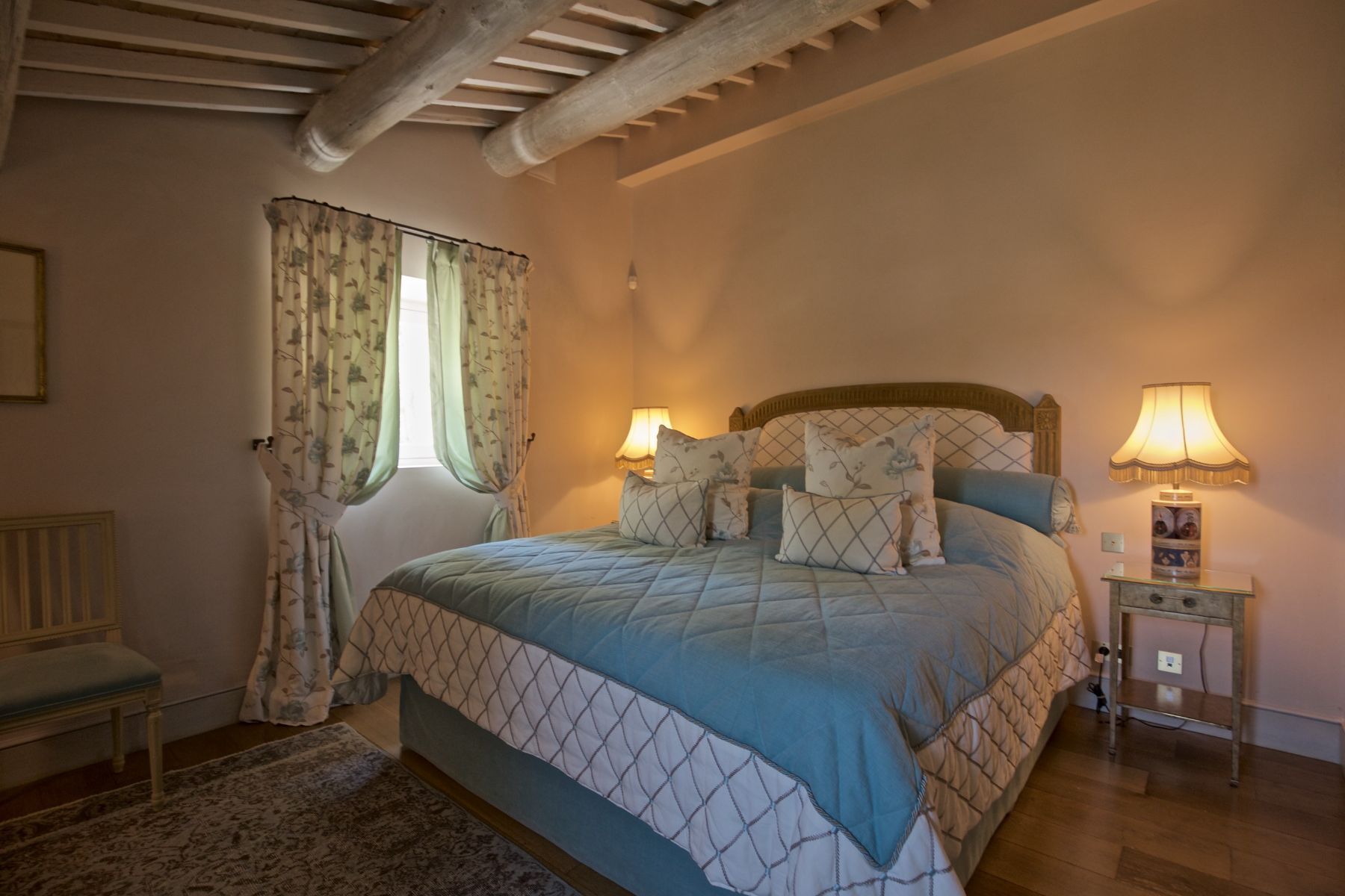 Domaine de Beau-Fleurs villa photo.